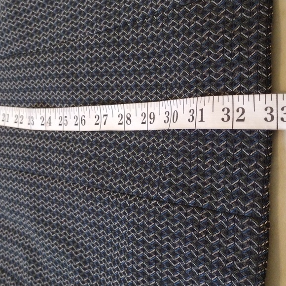 Theory multi shadow Jacquard dress. - Picture 11 of 15